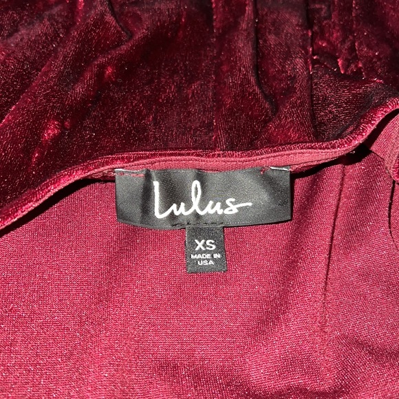 Lulus red velvet XS backless dress - Picture 4 of 4